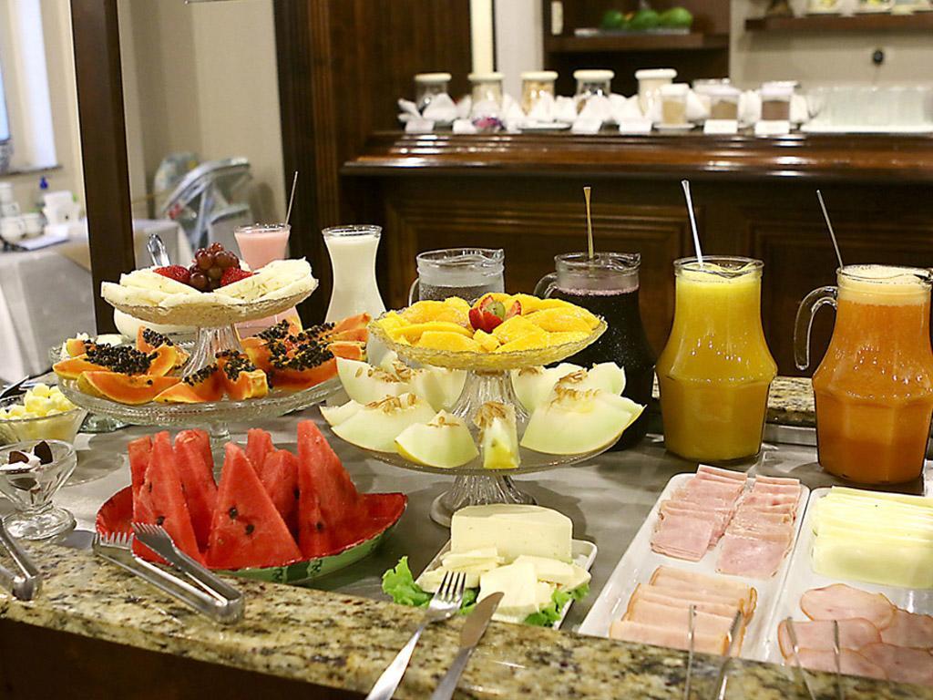 Village Hotel 蓬塔格罗萨 外观 照片